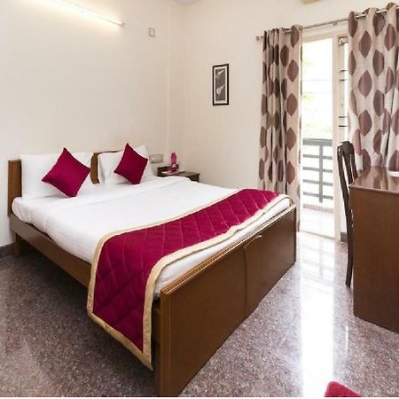 Hotel Felicity Inn Egl By Sky Stays Bangalore Buitenkant foto