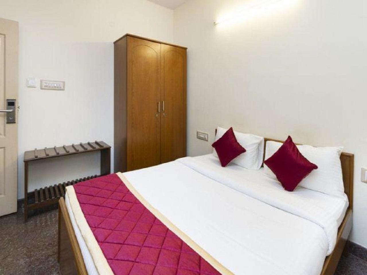 Hotel Felicity Inn Egl By Sky Stays Bangalore Buitenkant foto