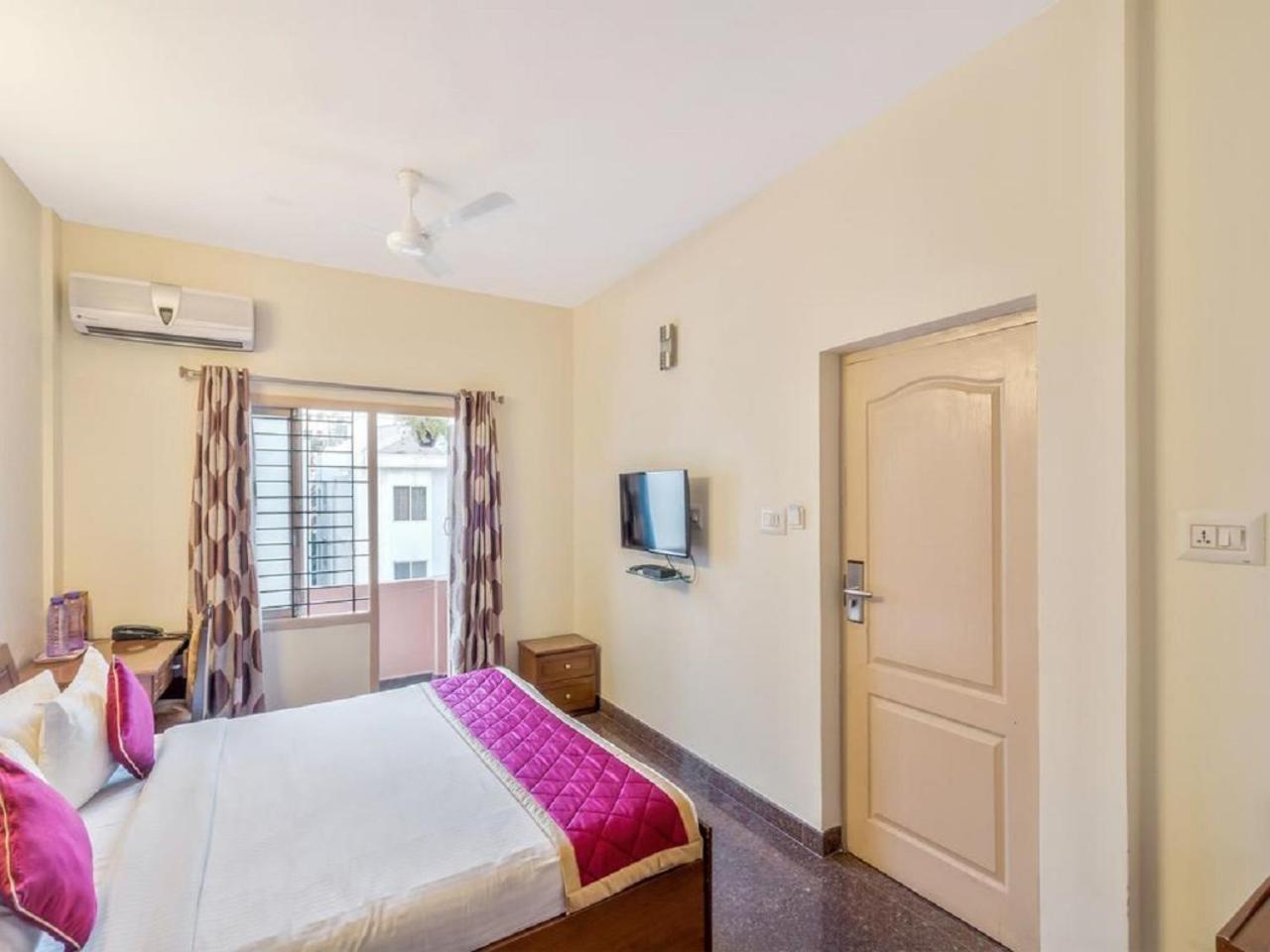 Hotel Felicity Inn Egl By Sky Stays Bangalore Buitenkant foto